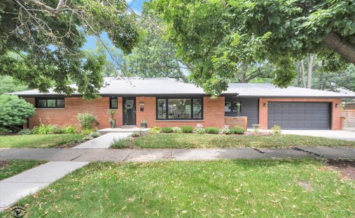 House in La Grange Park, Illinois, United States 1