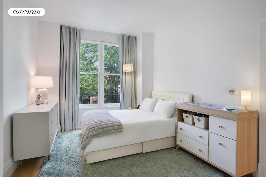 Condo in New York, New York, United States 5 - 18263888