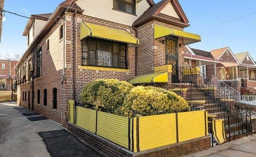 House in New York, New York, United States 1