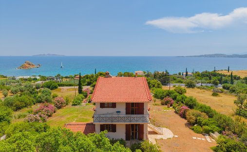 House in Koinotita Kranidiou, Kranidi, Greece 1