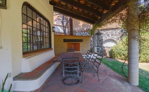 House in Tepoztlán, Morelos, Mexico 1