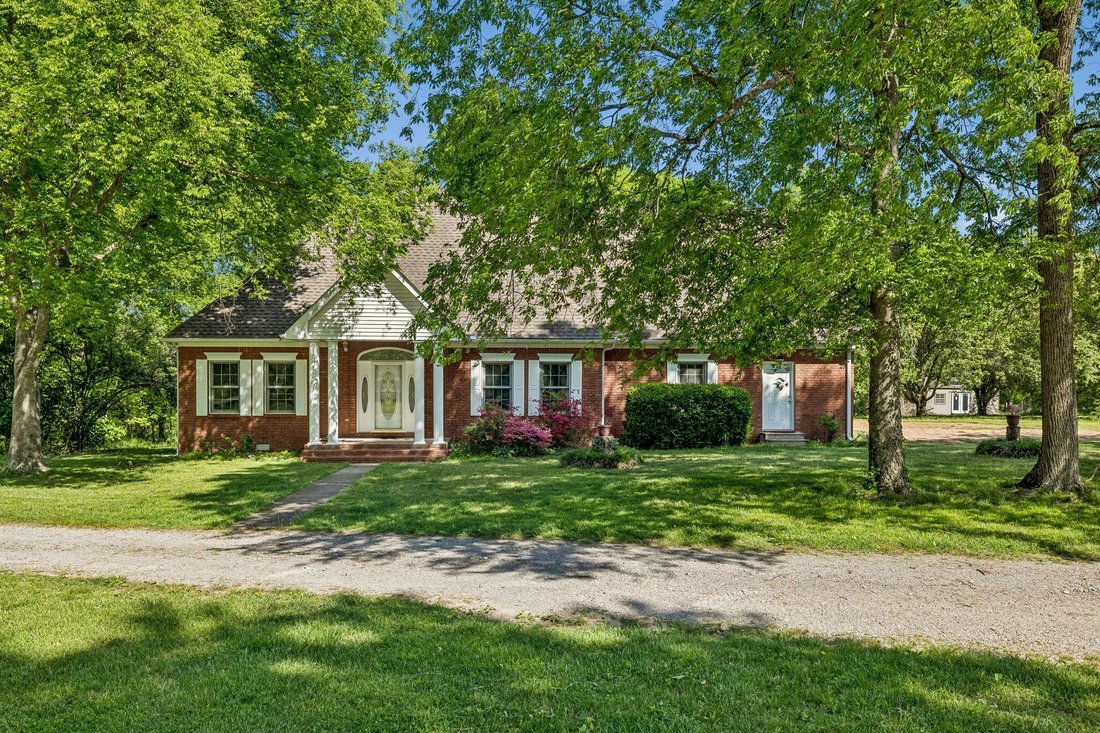 House in Castalian Springs, Tennessee, United States 1 - 18419606