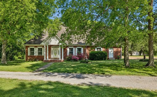 House in Castalian Springs, Tennessee, United States 1