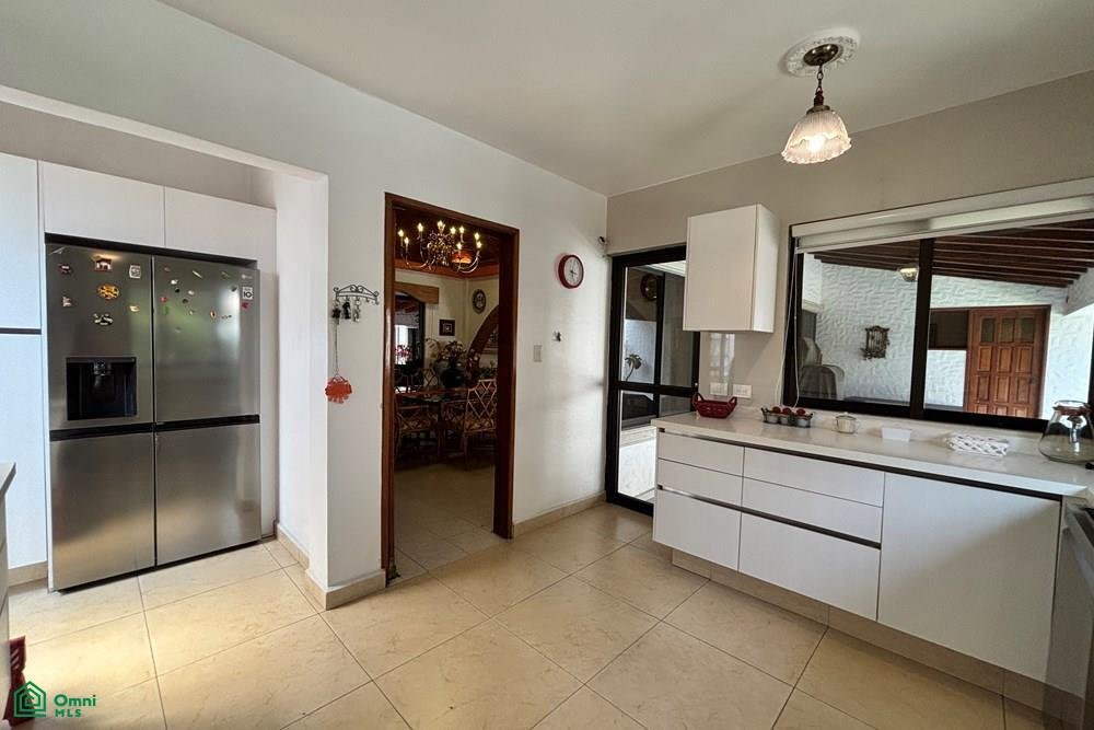 House in Cuernavaca, Morelos, Mexico 3 - 18023388