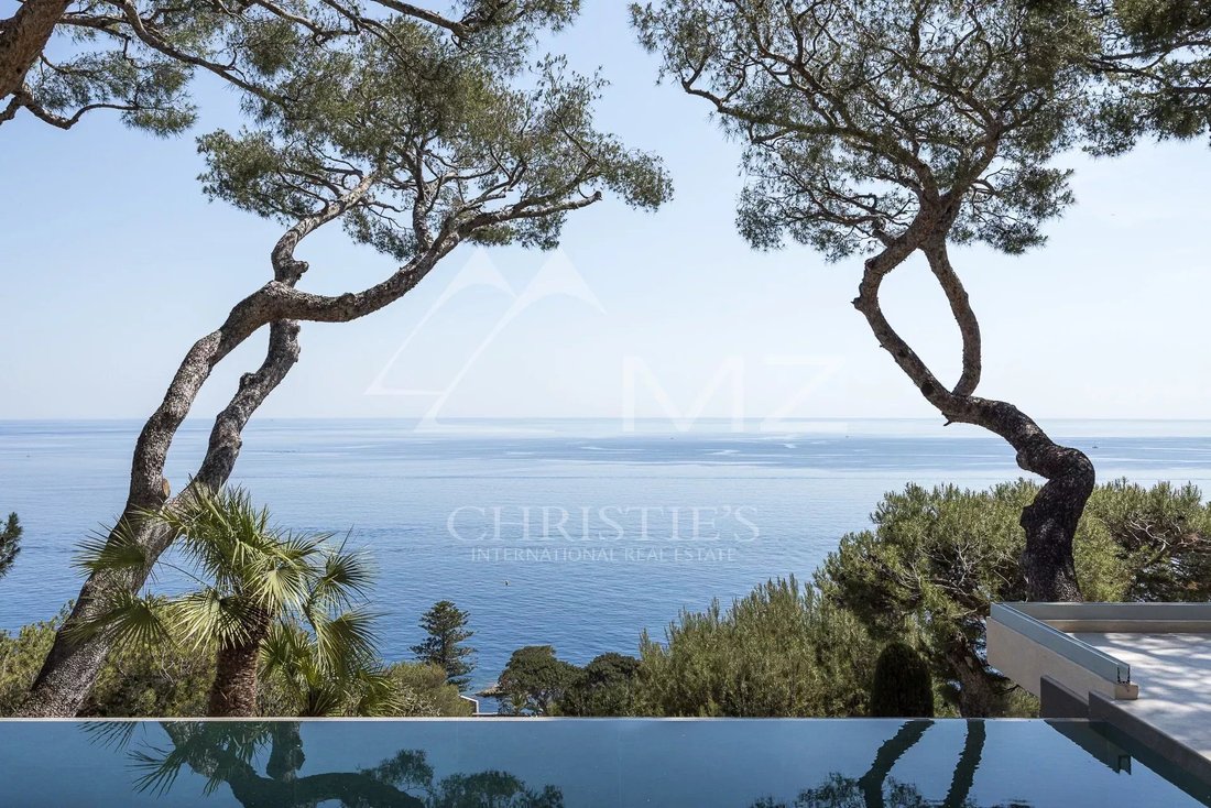 Villa in French Riviera, Provence-Alpes-Côte d'Azur, France 1 - 18419565
