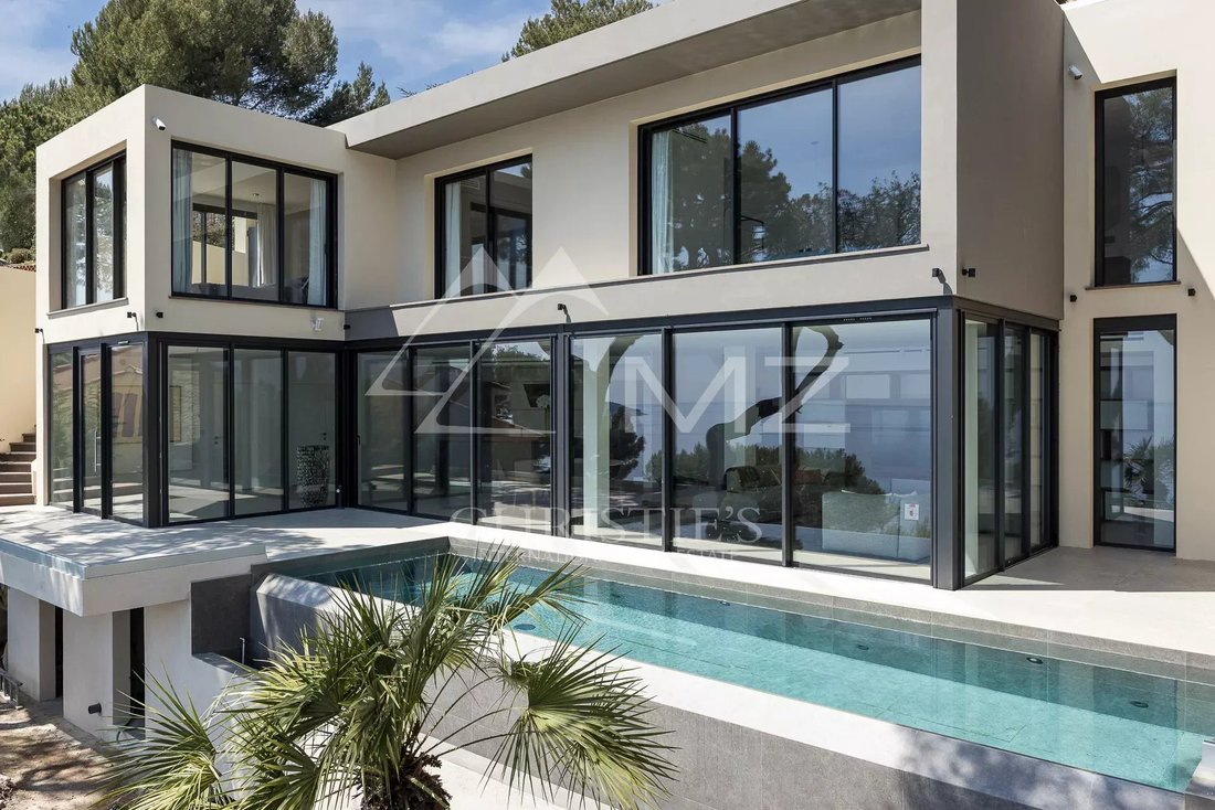 Villa in French Riviera, Provence-Alpes-Côte d'Azur, France 3 - 18419565