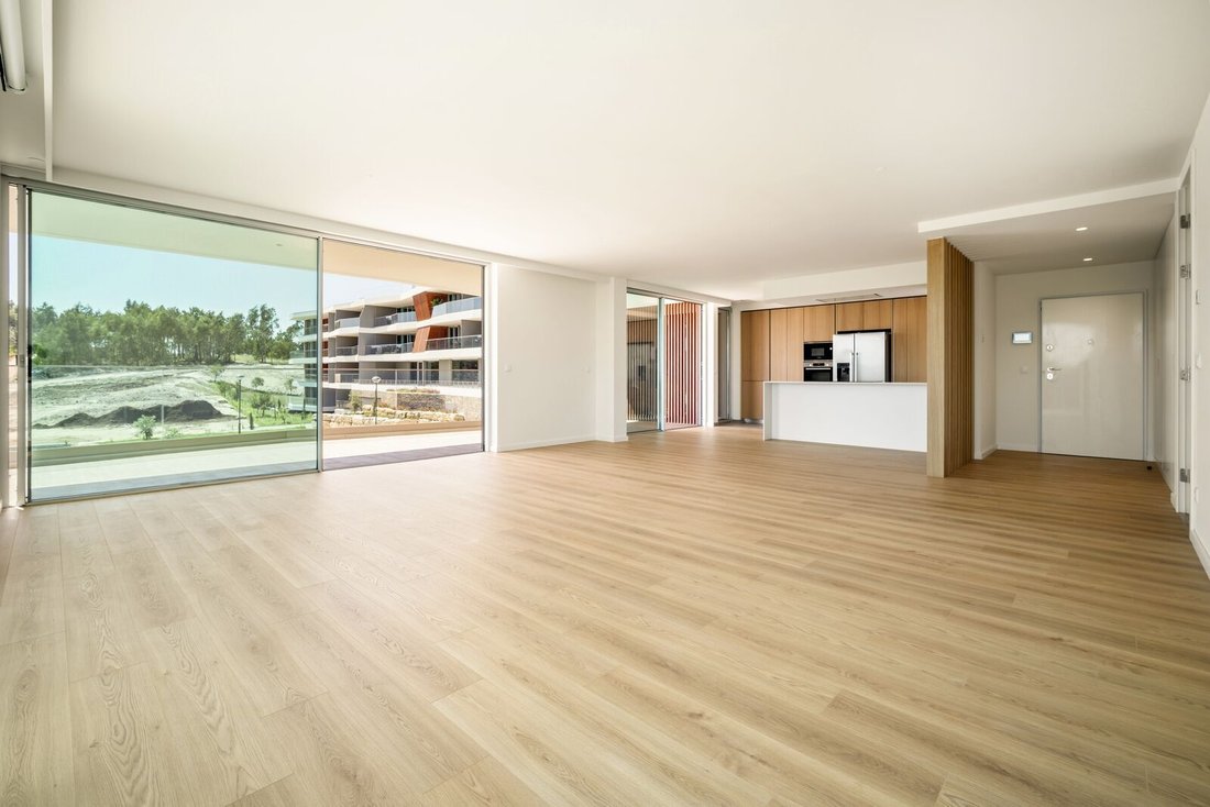 Apartment in Belas, Lisbon, Portugal 3 - 18289189