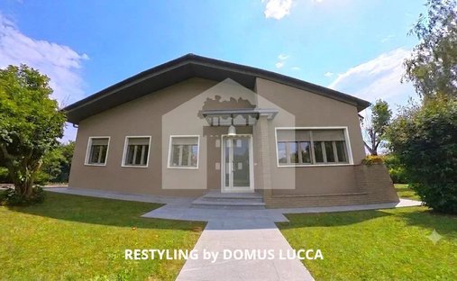 Villa in Sorbano del Giudice-Pontetetto, Lucca, Italy 1