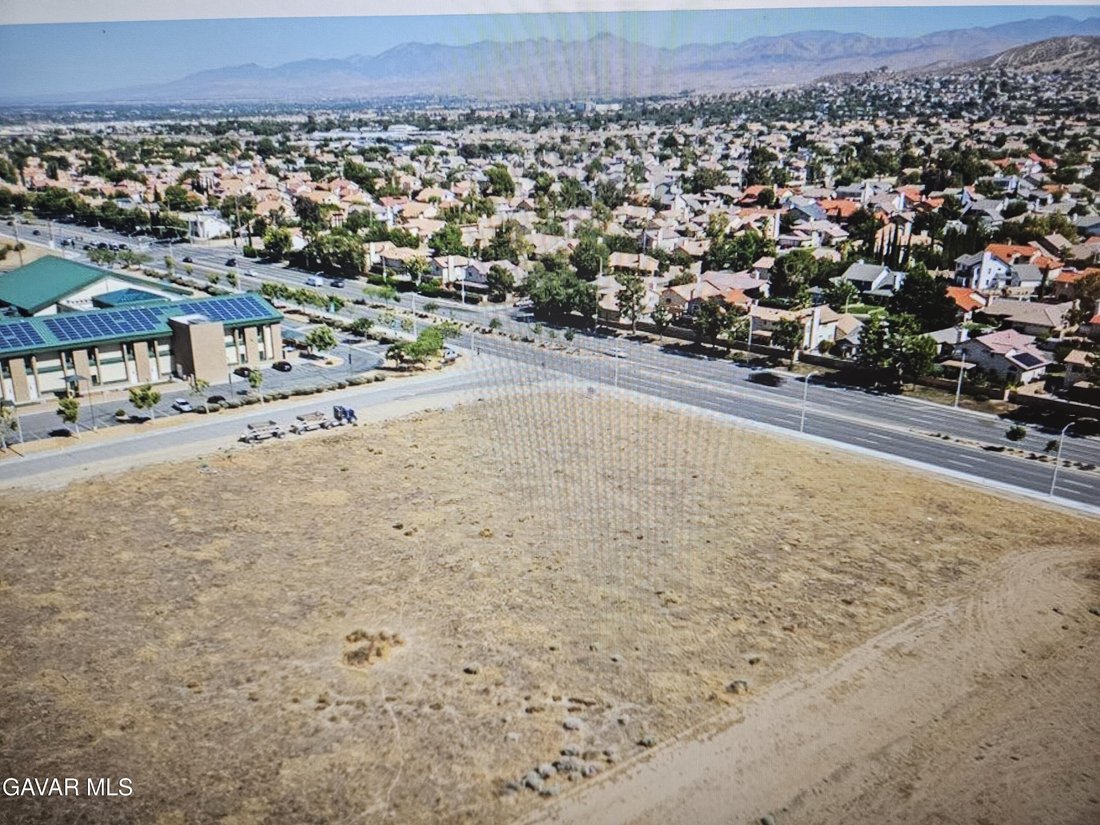 Land in Lancaster, California, United States 1 - 18419418