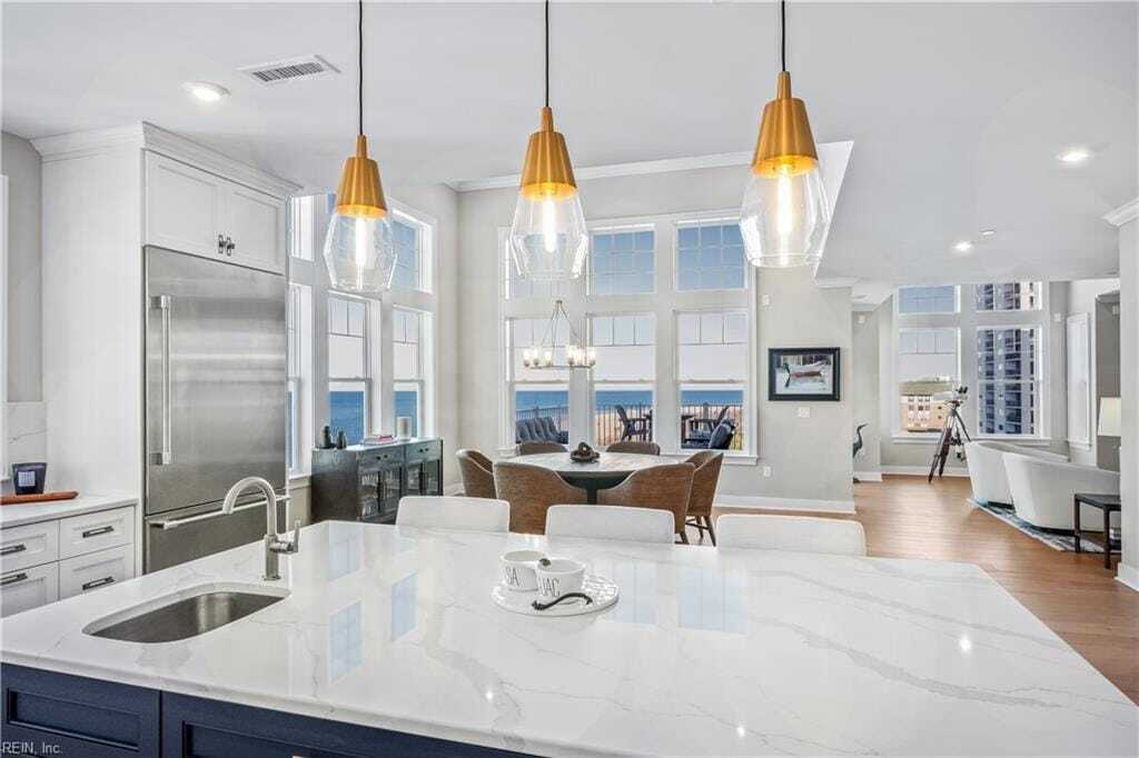 Condo in Virginia Beach, Virginia, United States 1 - 18040569