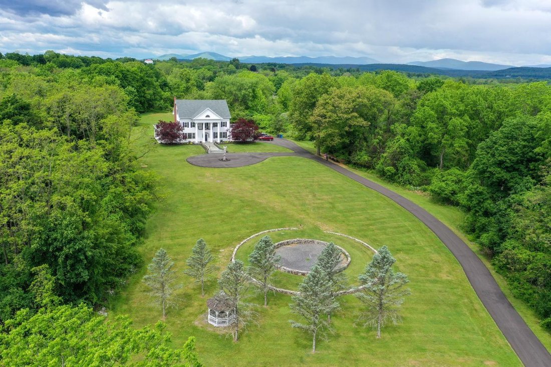 House in Kingston, New York, United States 1 - 18419514