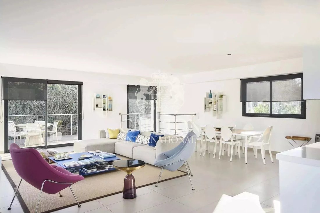 Villa in Antibes, Provence-Alpes-Côte d'Azur, France 4 - 18419569
