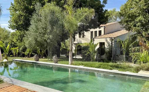 Villa in Plateau de Puyricard-La Trévaresse, Aix-en-Provence, France 1