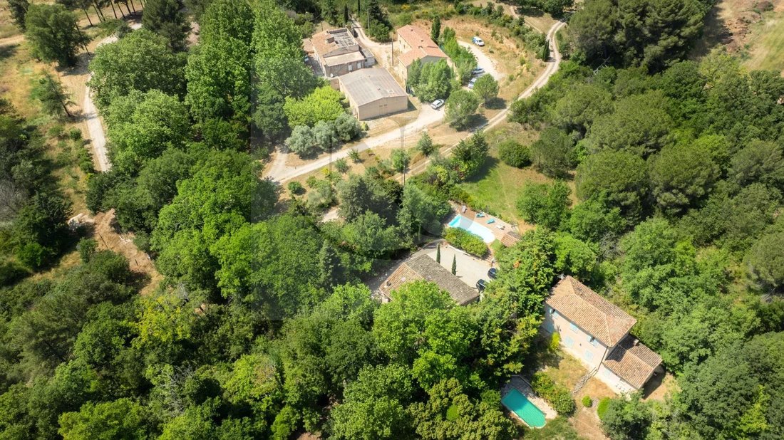 Estate in Plateau de Puyricard-La Trévaresse, Aix-en-Provence, France 4 - 14387724