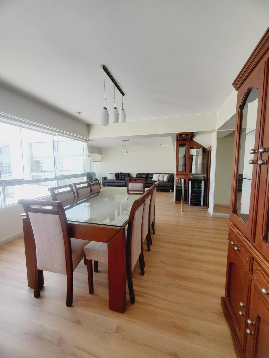 Apartment in Lima, Belarus 3 - 18419403