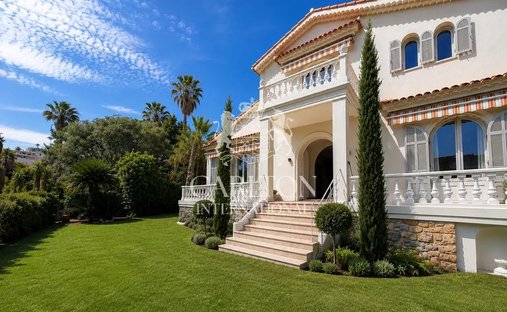 Villa in Cannes, Provence-Alpes-Côte d'Azur, France 1