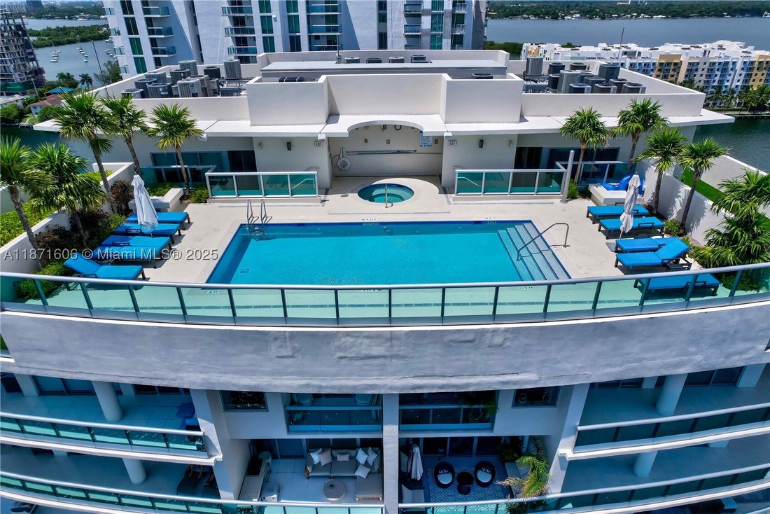 Condo in Miami Beach, Florida, United States 2 - 16636664