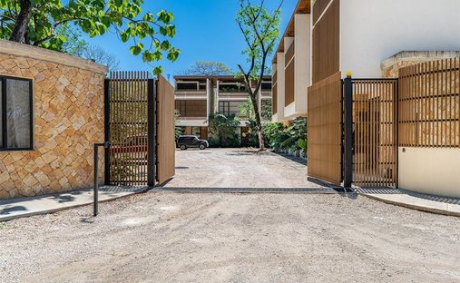 Condo in Playa Pelada, Guanacaste Province, Costa Rica 1