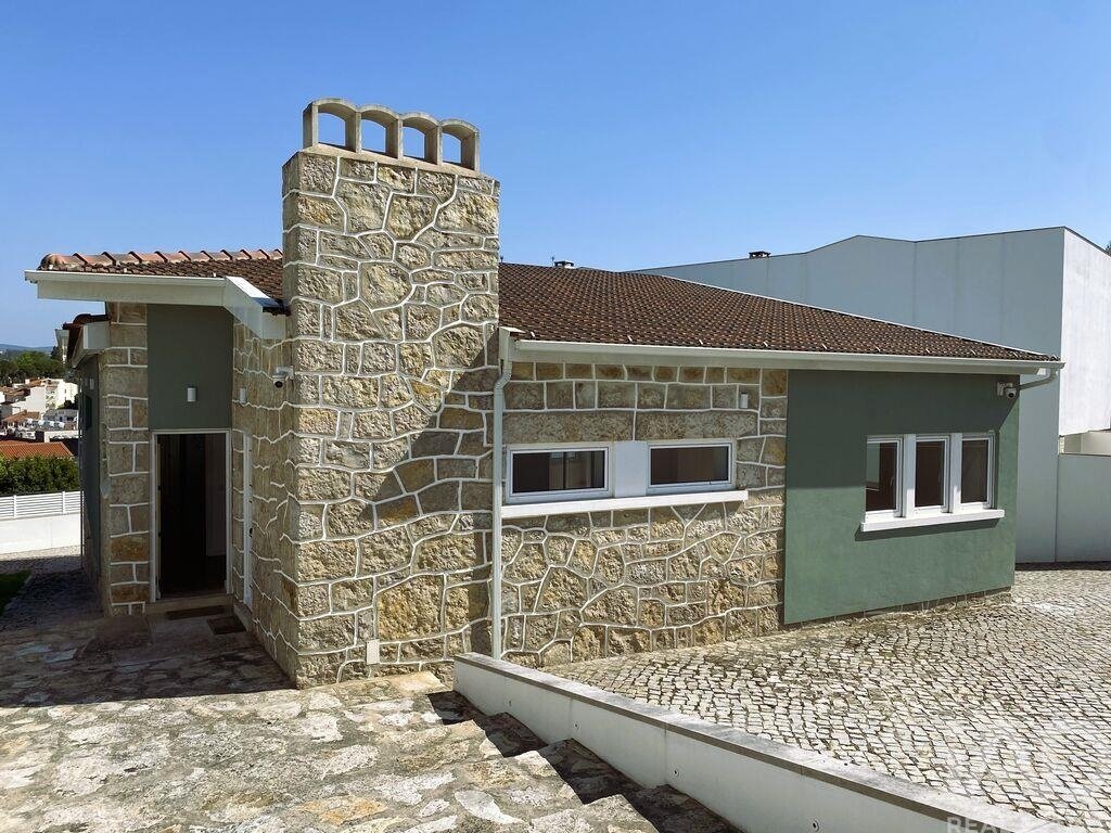 Townhouse in Alcobaca e Vestiaria, Leiria District, Portugal 2 - 18419816