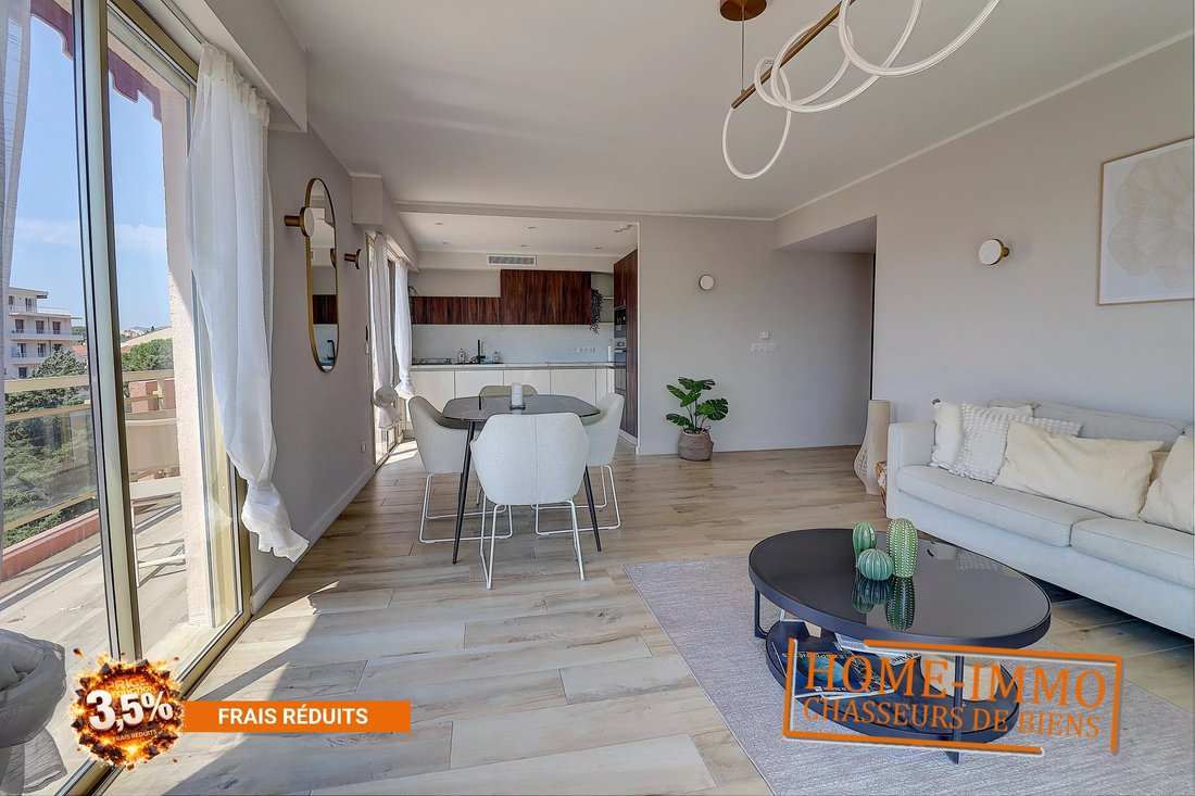 Apartment in Camp Long, Cannes, France 3 - 18026986