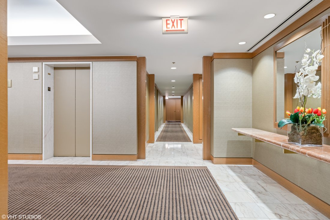 Condo in Chicago, Illinois, United States 4 - 18419539