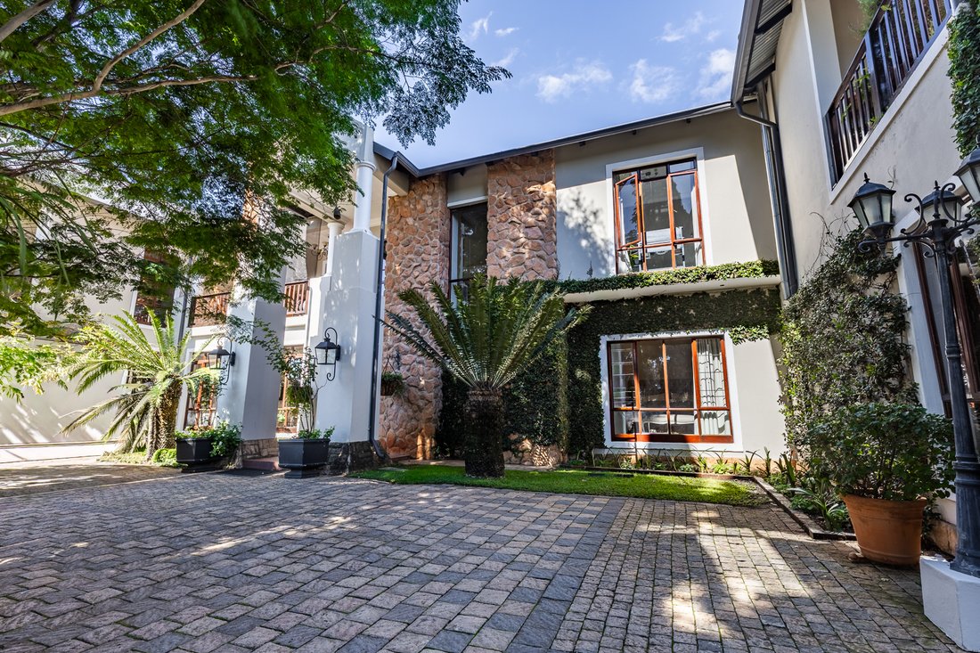 Haus in Waterkloof, Gauteng, Südafrika 1 - 18419551