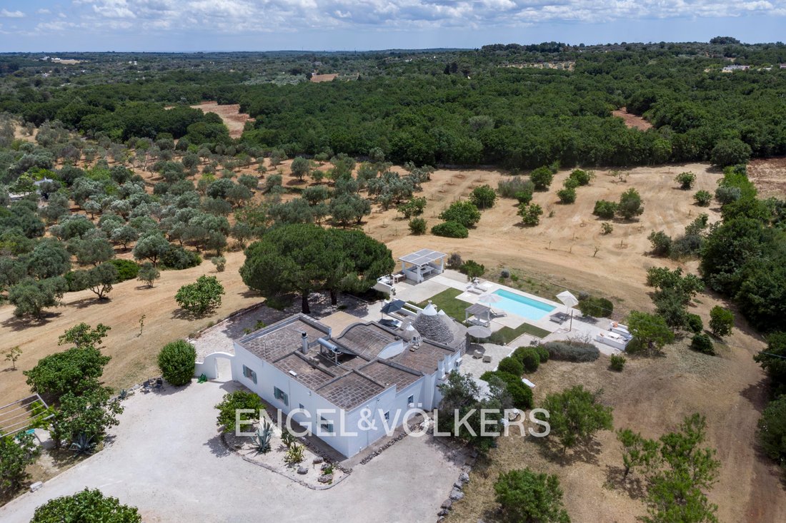 Villa in Ceglie Messapica, Apulia, Italy 1 - 18420344