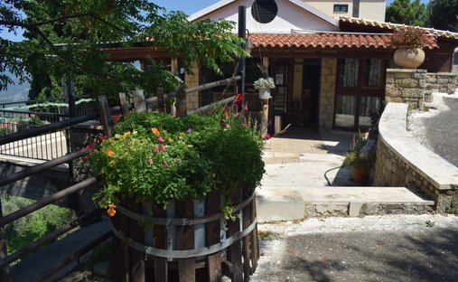Villa in Kalamata, Peloponnese, Western Greece and the Ionian, Griechenland 1