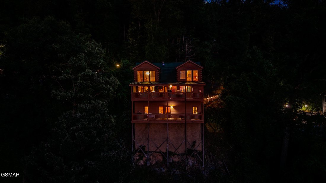 House in Gatlinburg, Tennessee, United States 5 - 18419722