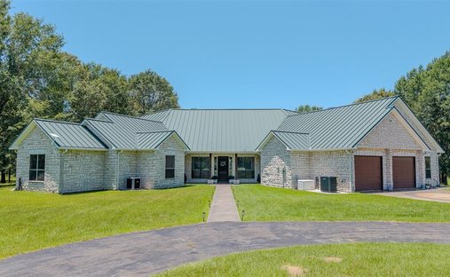 House in Linden, Texas, United States 1