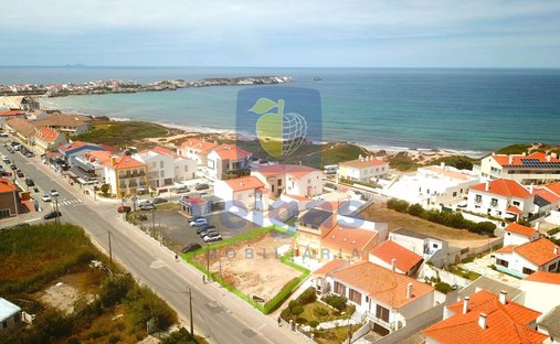 Land in Ferrel, Leiria, Portugal 1