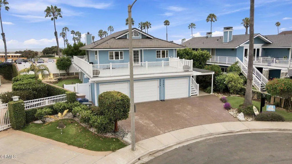 Ventura, California, United States 4 - 18419920