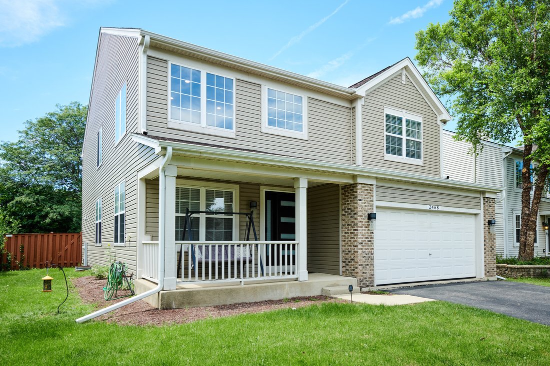 House in Aurora, Illinois, United States 2 - 18419799