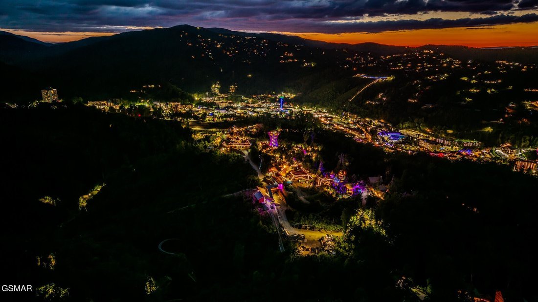 House in Gatlinburg, Tennessee, United States 3 - 18419687