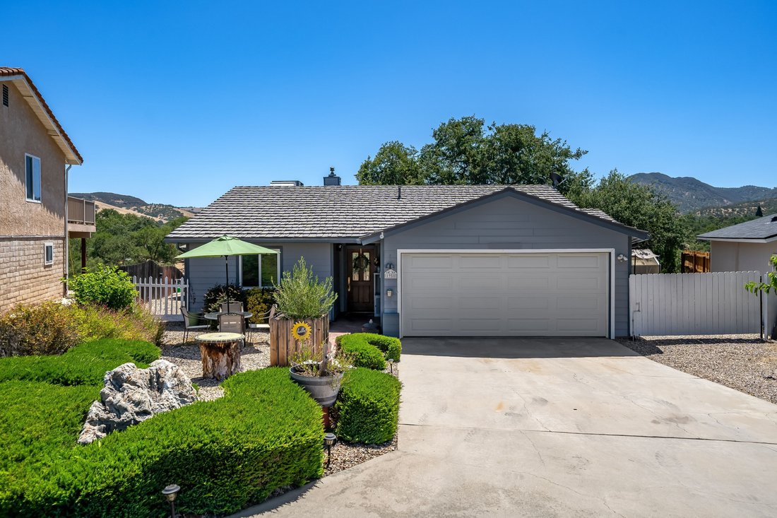 Paso Robles, California, United States 1 - 18419709