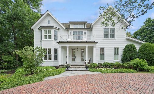 House in Winnetka, Illinois, United States 1