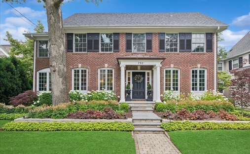 House in Winnetka, Illinois, United States 1