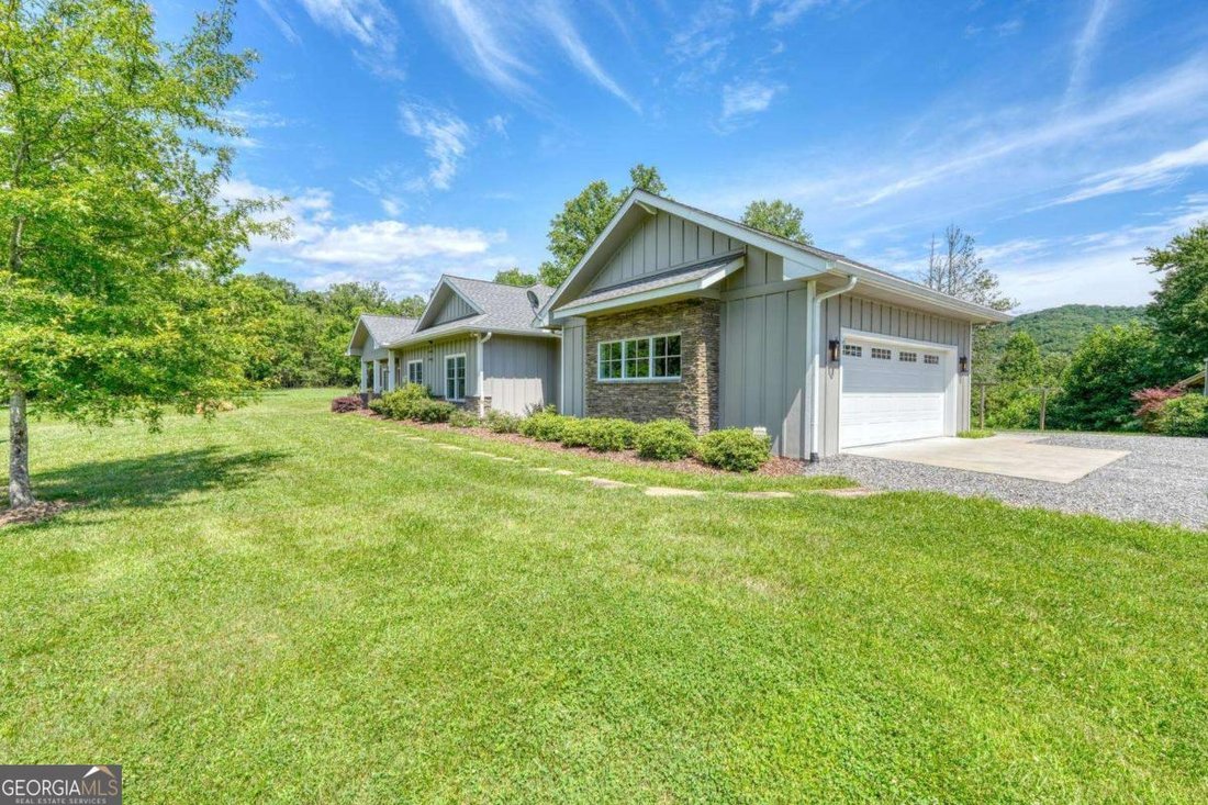 House in Hayesville, North Carolina, United States 4 - 18420019