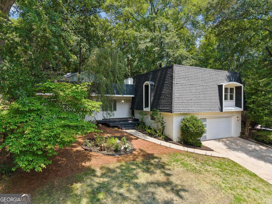 House in Roswell, Georgia, United States 2 - 18420031