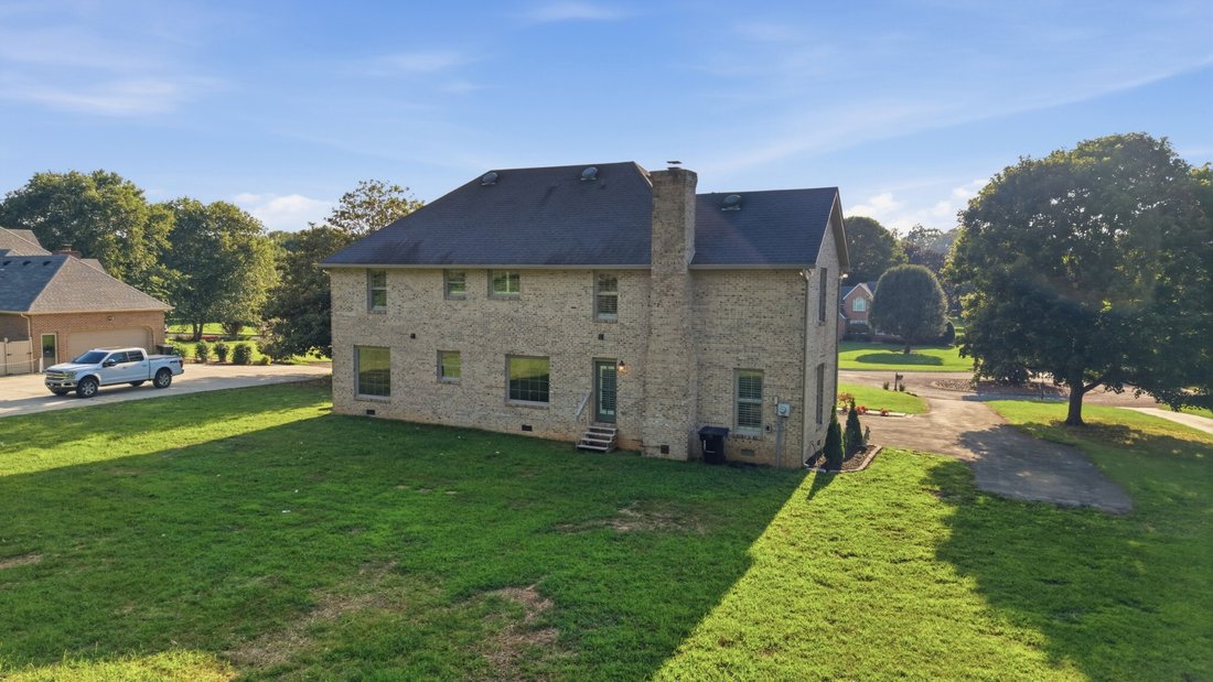 House in Tullahoma, Tennessee, United States 5 - 18419636