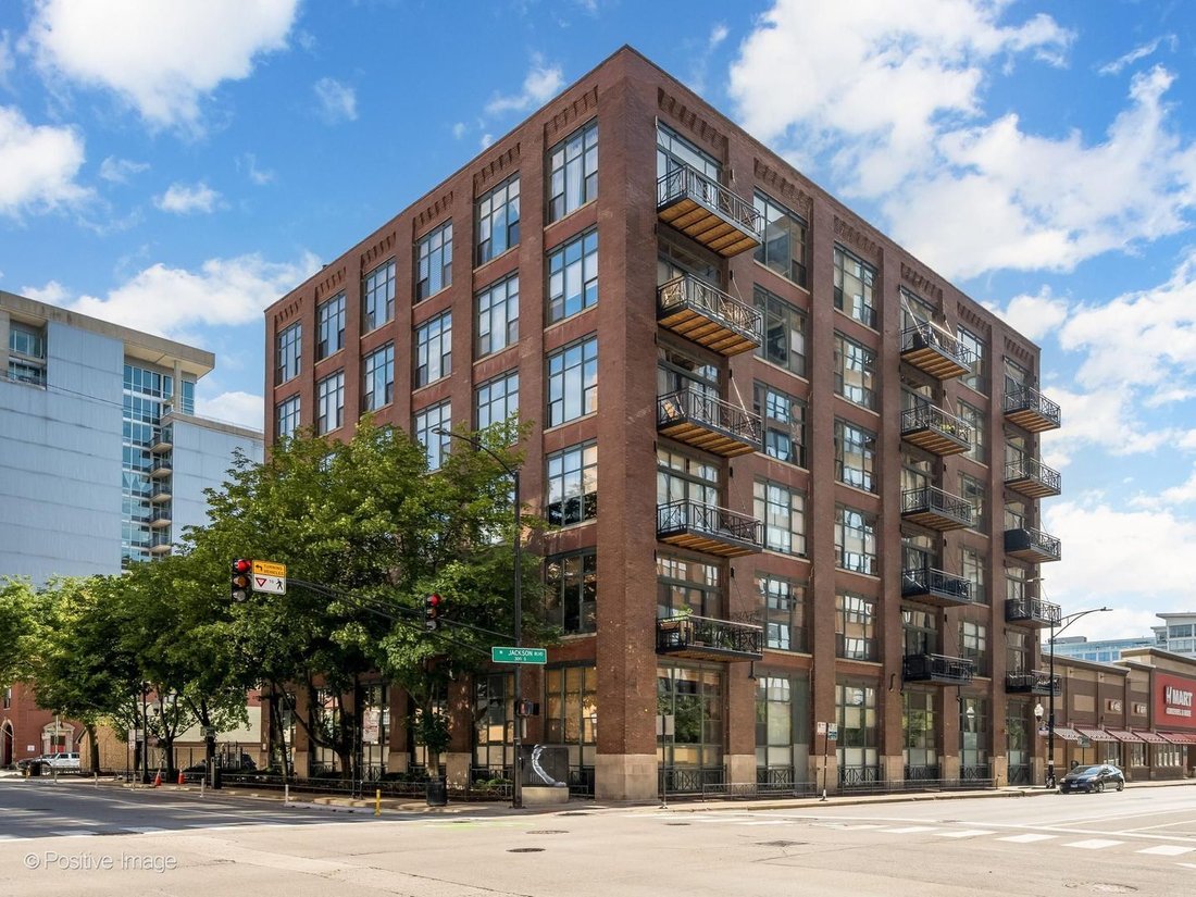 Condo in Chicago, Illinois, United States 1 - 18419775