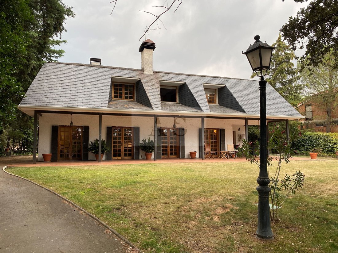 Chalet à Alpedrete, Communauté de Madrid, Espagne 3 - 18419841