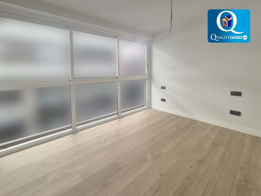 Apartment in Alicante, Valencian Community, Spain 3 - 18420285