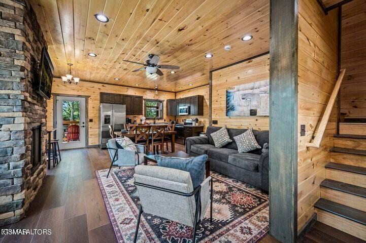 House in Sevierville, Tennessee, United States 4 - 18419684