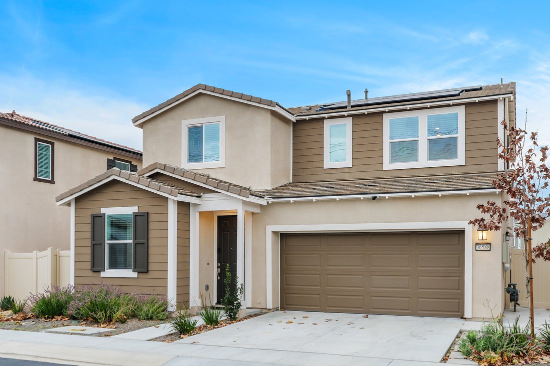 Murrieta, California, United States 3 - 18419704