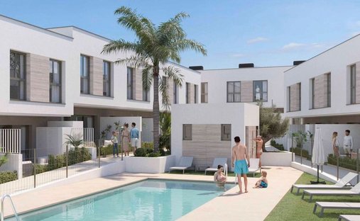 Townhouse in Alhaurin de la Torre, Andalusia, Spain 1