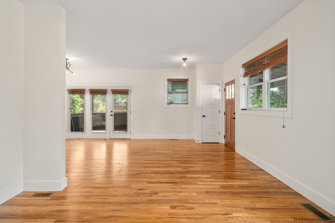House in Asheville, North Carolina, United States 5 - 18420085