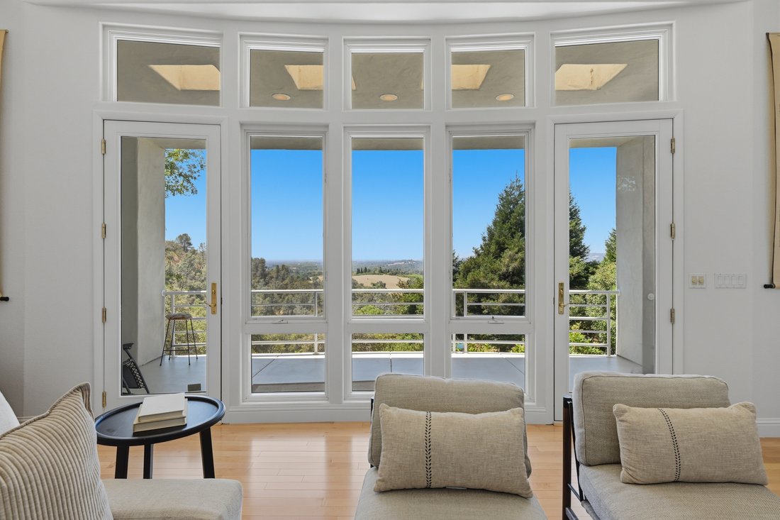 Newcastle, California, United States 4 - 18419718