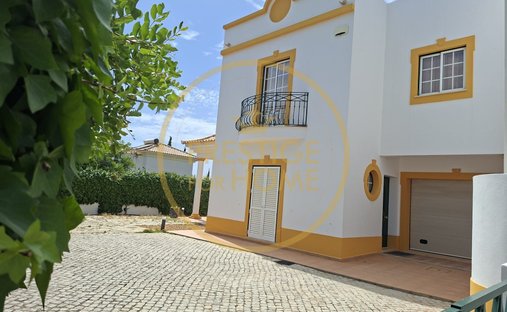 Villa in Estoi, Algarve, Portugal 1