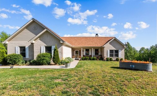 House in Waverly, Tennessee, United States 1